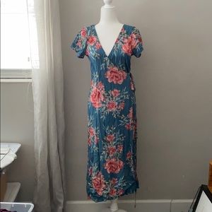 Billabong mid-maxi dress